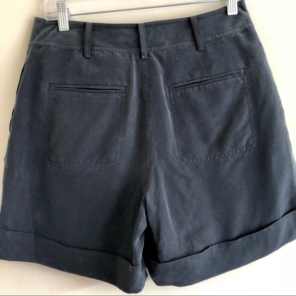 NWT- Marc by Marc Jacobs Silk Shorts - 6 - Picture 2 of 7